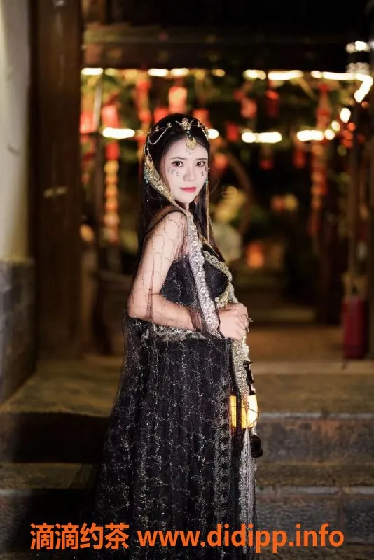 深圳楼凤-龙岗可可老师，500元性价比高的长腿御姐