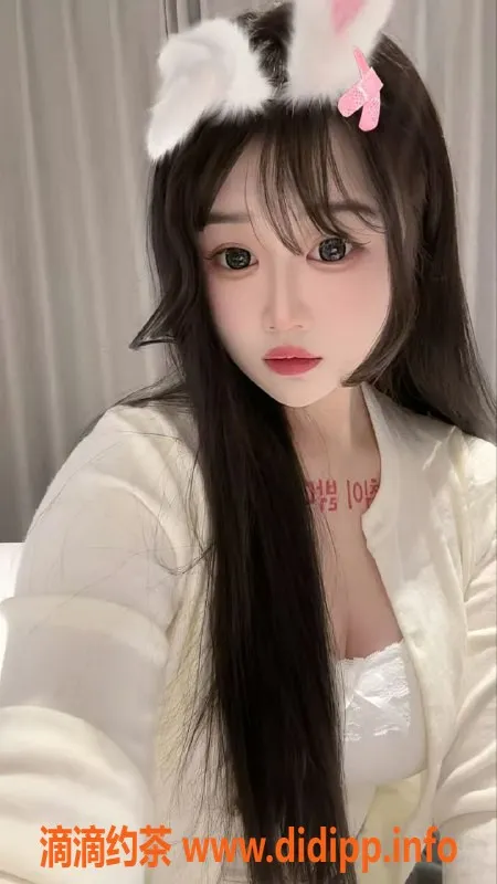 厦门楼凤资源信息,集美19岁嫩妹泡泡，服务优质只需600元