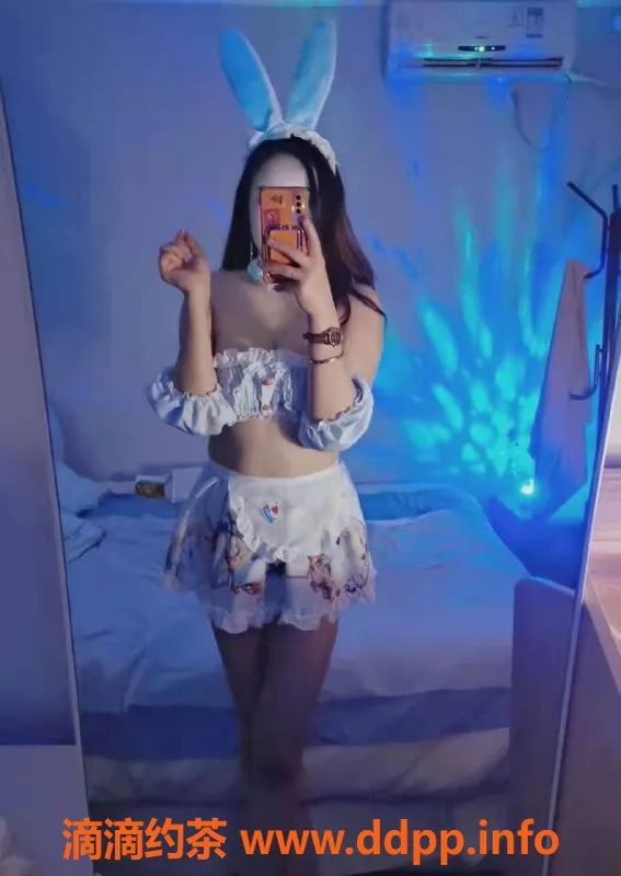 西安楼凤-九儿 25岁 165cm 51.5KG 专业服务 热情妩媚