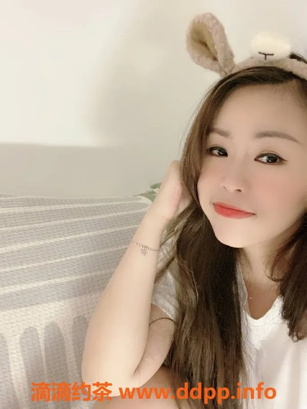 厦门楼凤-湖里万达小辣椒，颜值高服务好，500元起