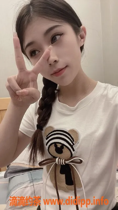 东莞楼凤-东城小宝，P600，PP1100，服务一流