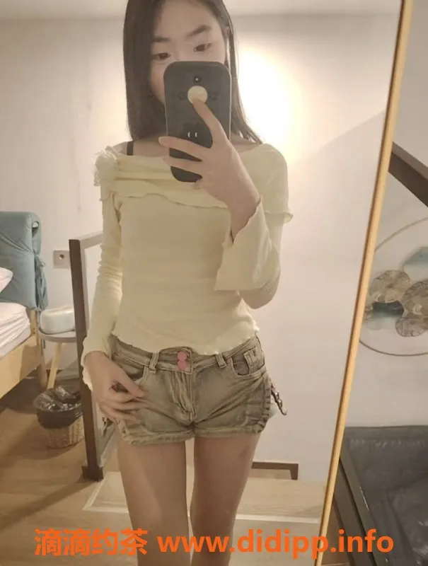 广州楼凤-白云金沙洲小晴，嫩妹6P服务体验