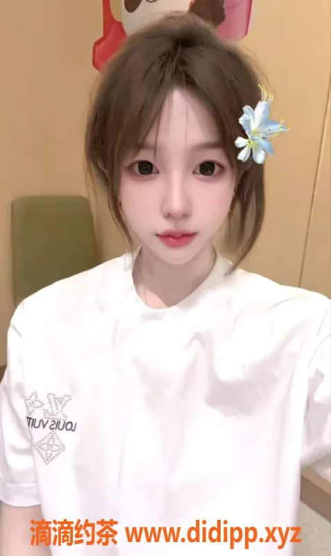 杭州楼凤资源信息,上城小梨花，171cm 18岁，激情服务仅1200元