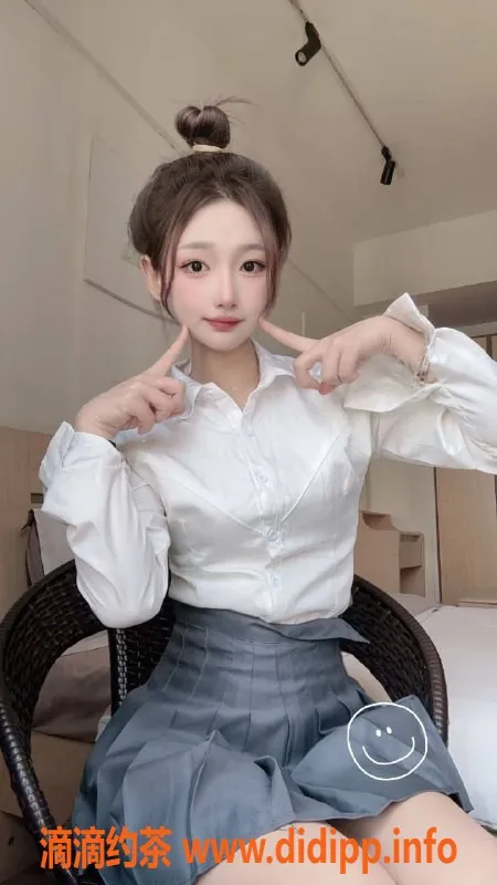 东莞楼凤-东城小雪，900元起，绝佳服务体验