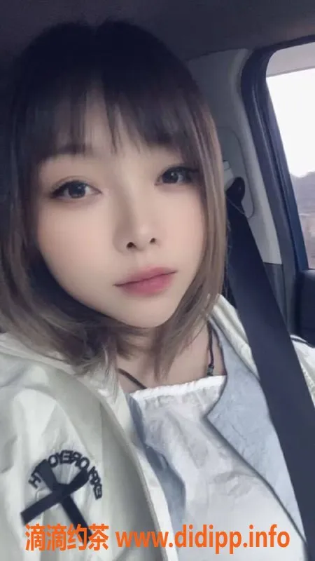 郑州楼凤-郑州小漫，158cm，52.5kg，口沙全身按摩服务