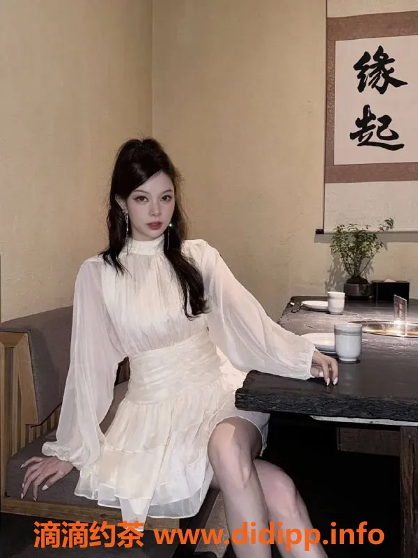 广州楼凤-广州荔湾娇娇老师，600元起服务