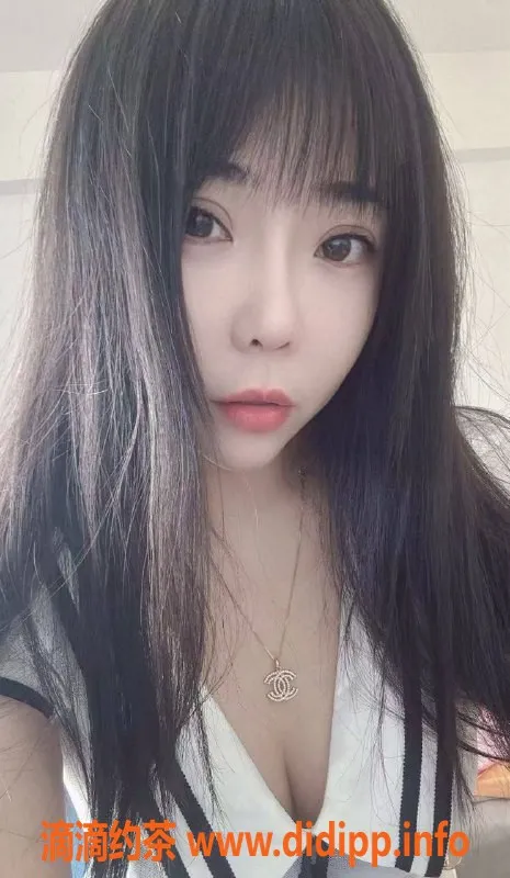 广州楼凤-广州海珠夏夏老师，600起，蛇吻服务推荐