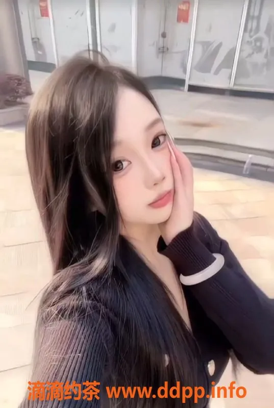 广州楼凤-番禺嫩妹安琪儿，8P舌吻鸳鸯浴服务