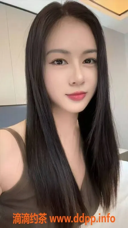 广州楼凤-天河御姐莎莎，6P夜课服务等你体验！