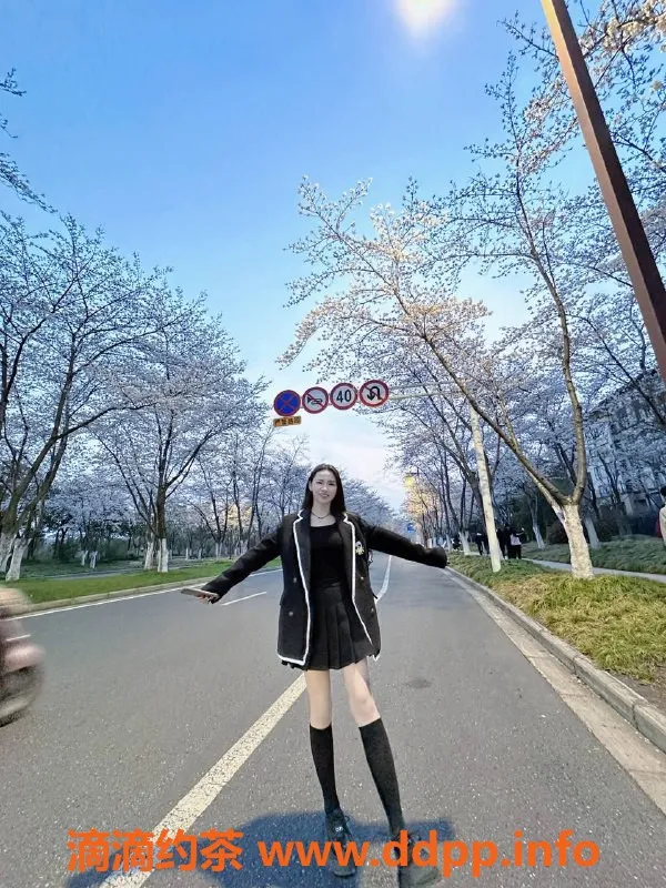 广州楼凤-金沙洲小鱼儿，69p少女服务，700起