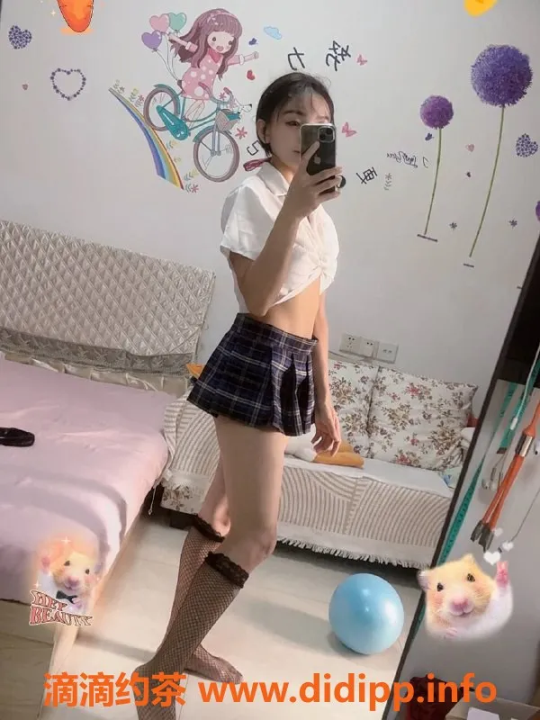 厦门楼凤资源信息,湖里开心丫头，26岁小只马会，半套400元