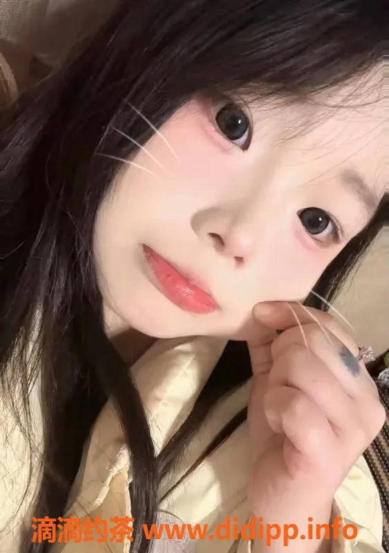 成都楼凤-成华区小鱼，17岁D奶妹子，超可爱服务