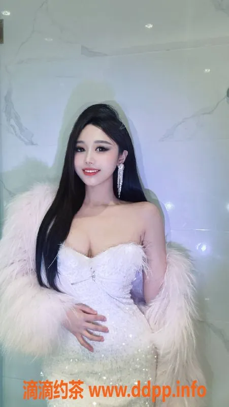 厦门楼凤-思明区楚梦璃，身高165，胸36D，体验仅需600P！