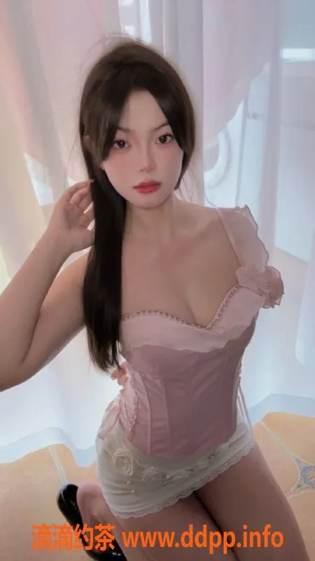 杭州楼凤-拱墅嫩妹柚柚，性价比极高的双飞体验