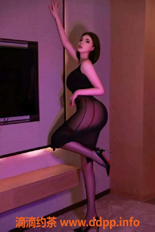 北京楼凤-朝阳双井22岁法国洋酒，181cm F罩杯，2200元服务