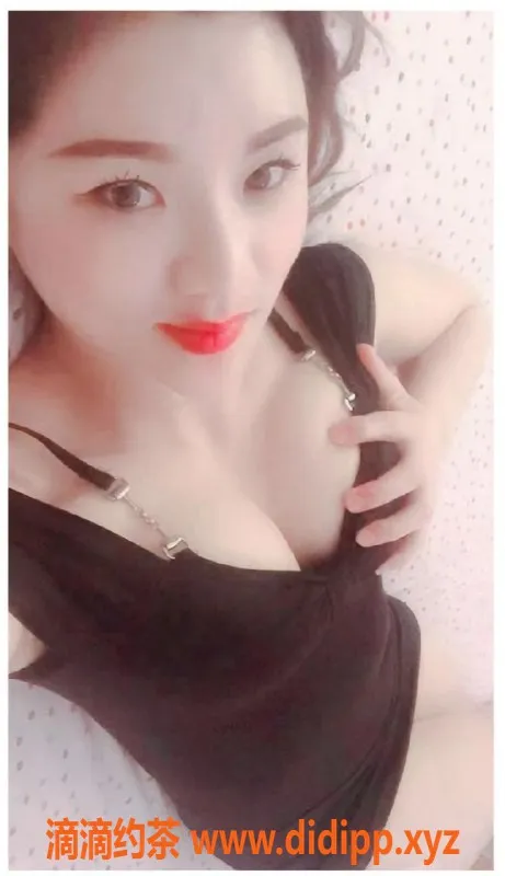 广州楼凤-白云区26岁《欣悦》身高164，胸围38D茶水费亲民