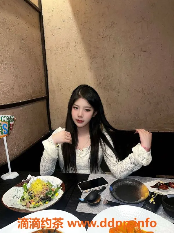 上海楼凤资源信息,普陀李媛媛，20岁34C，165cm，陪浴调情