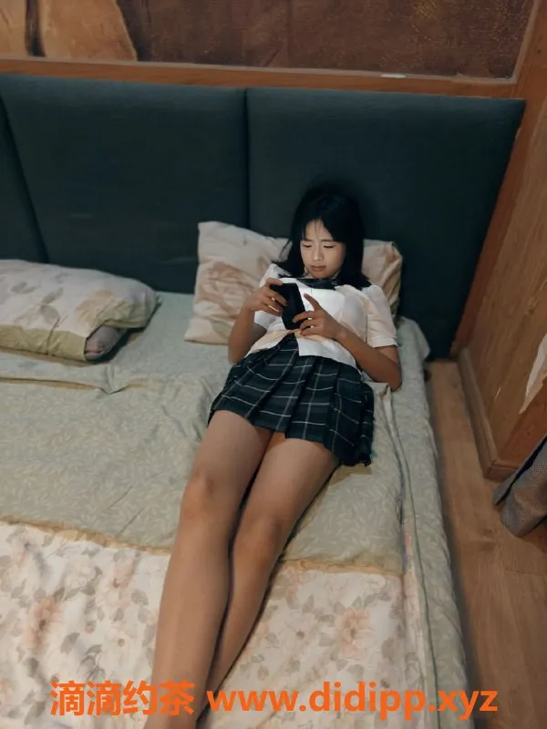 成都楼凤-成华区音音165cm清纯妹子，价格超实惠