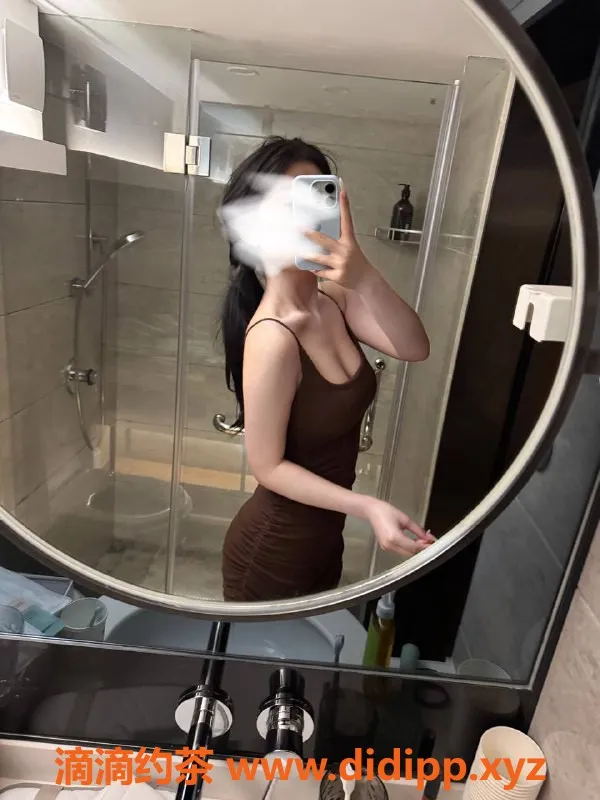 杭州楼凤资源信息,上城嫩妹晓晓，舌吻69互舔，性价比超高！