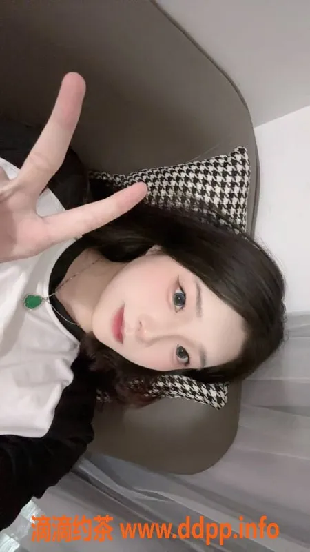 广州楼凤-番禺嫩妹小艺，700元超值体验