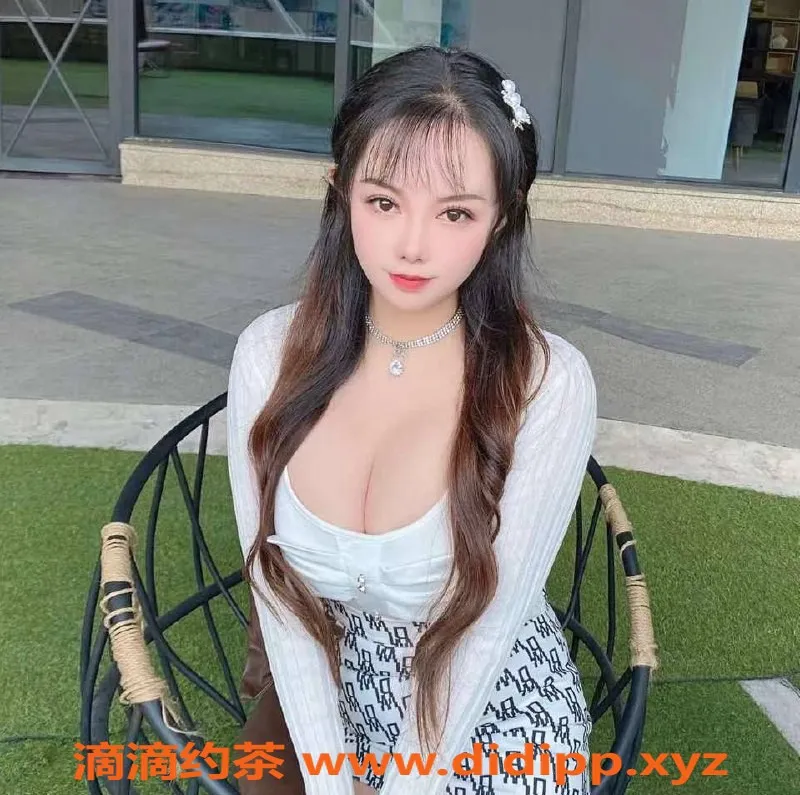 成都楼凤资源信息,高新区少妇酱紫，身材壯實，服务好