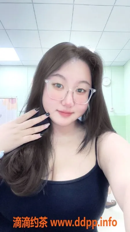 广州楼凤-白云兜兜，620元互动体验