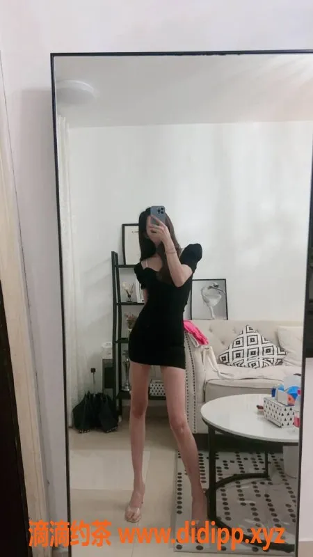 广州楼凤-天河御姐小丽，69p服务，700p起！