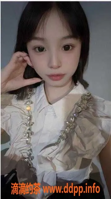 深圳楼凤资源信息,深圳福田嫩妹乐乐，20岁165cm，600元40分钟