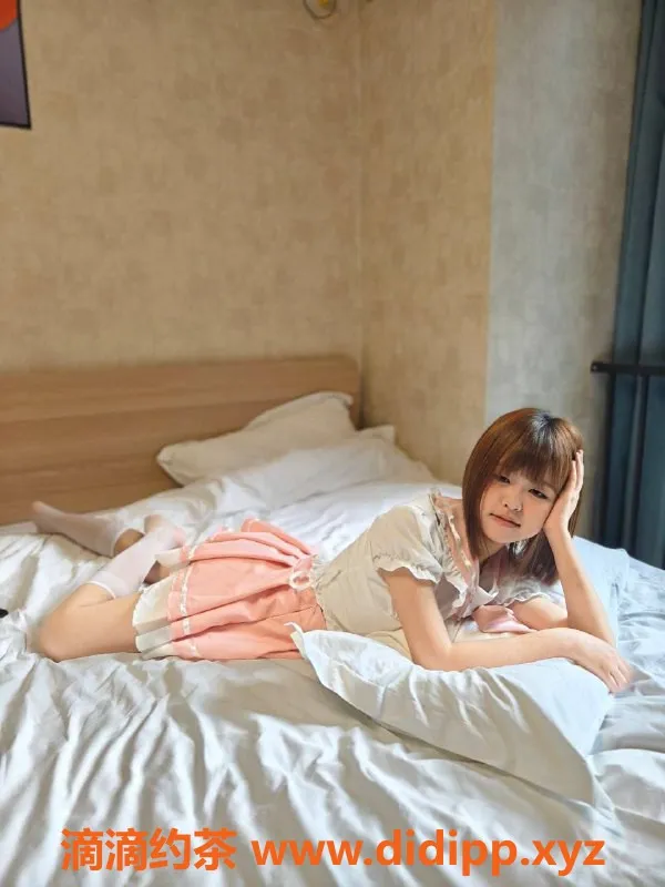 成都楼凤资源信息,成华区小泡泡，18岁A+嫩妹，性感体验推荐