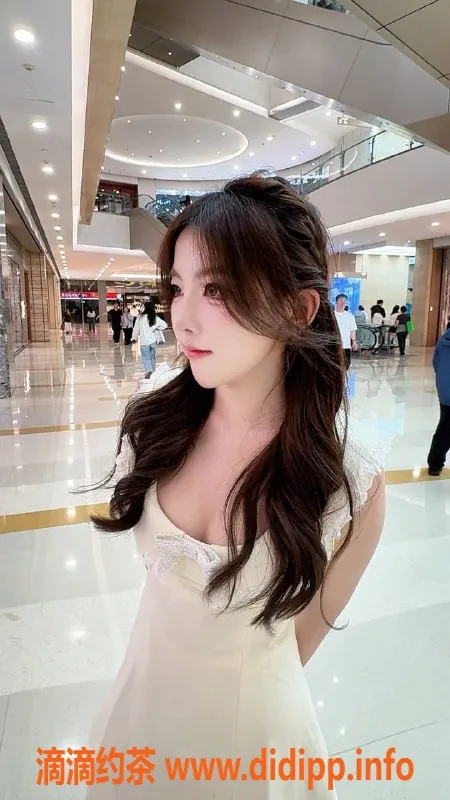 北京楼凤-百子湾嫩妹团团，1500元起服务体验