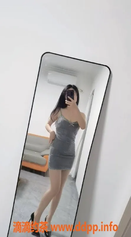 深圳楼凤-光明99年小美眉，163cm胸C，私约仅900P