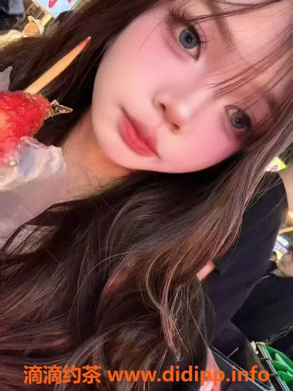 长沙楼凤-雨花区小雅，600元嫩妹共浴服务等你来体验！