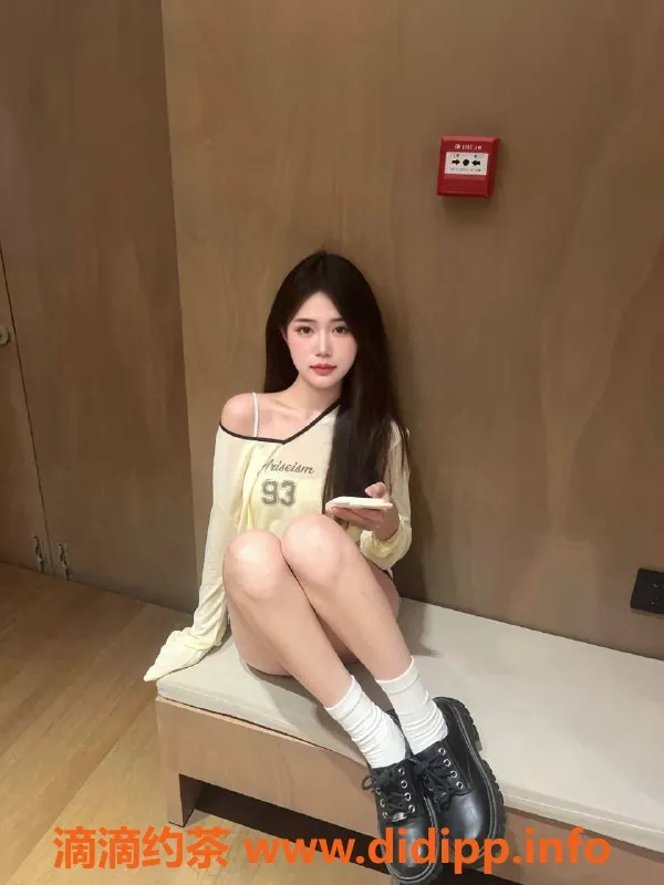 深圳楼凤资源信息,南山小鱼，1200元优质服务体验！