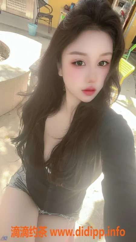 东莞楼凤资源信息,厚街御姐沈娜娜，36F真胸身材诱人