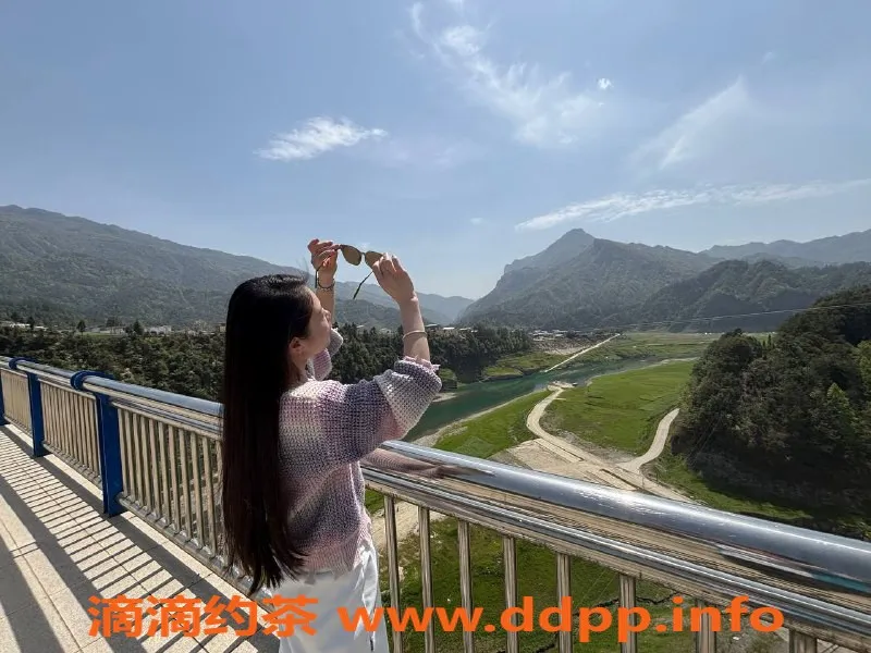 广州楼凤-天河慧慧，600元视频验证美女，快来约吧！