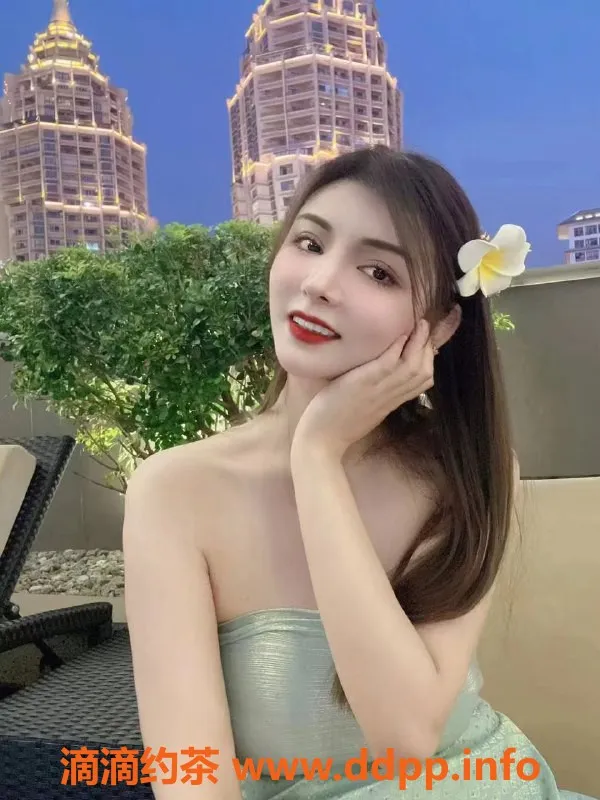 深圳楼凤-南山巨乳美少女，1300元起服务