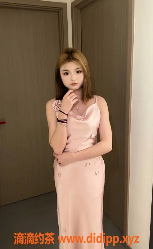 广州楼凤-黄埔嫩妹Yoyo视频验证服务500元