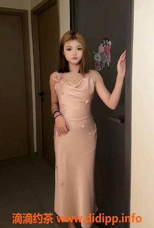 广州楼凤-黄埔嫩妹Yoyo视频验证服务500元