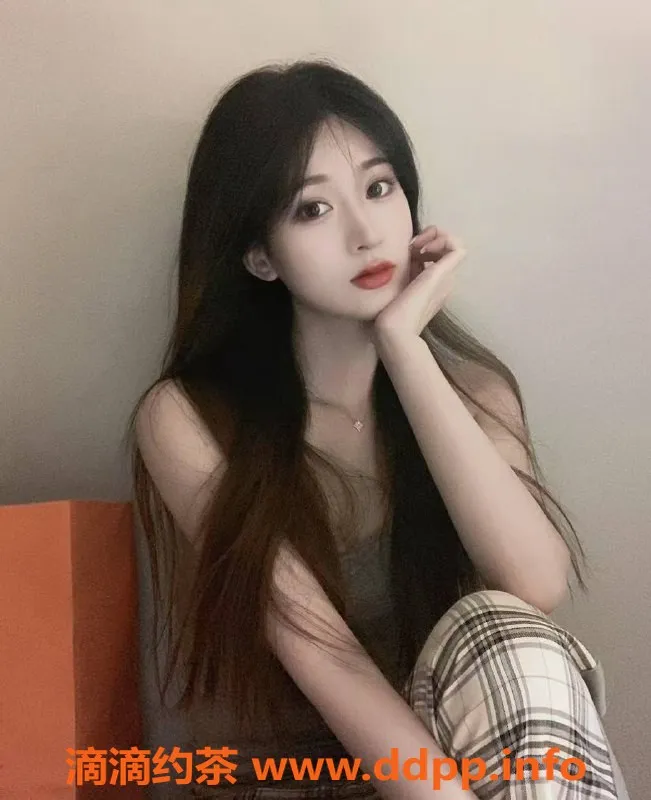 成都楼凤-晓月 - 颜值与身材俱佳的心岛网红服务