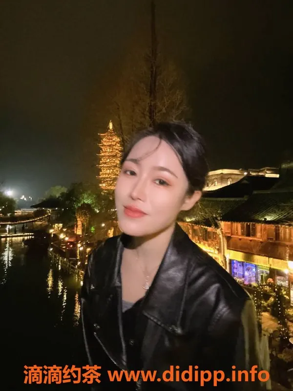 深圳楼凤-南山小九，168cm身材优雅，C杯性感