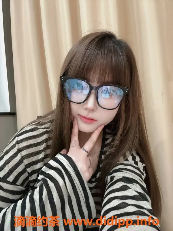 成都楼凤-成都成华区嫩妹月亮，身心放松，性价比高