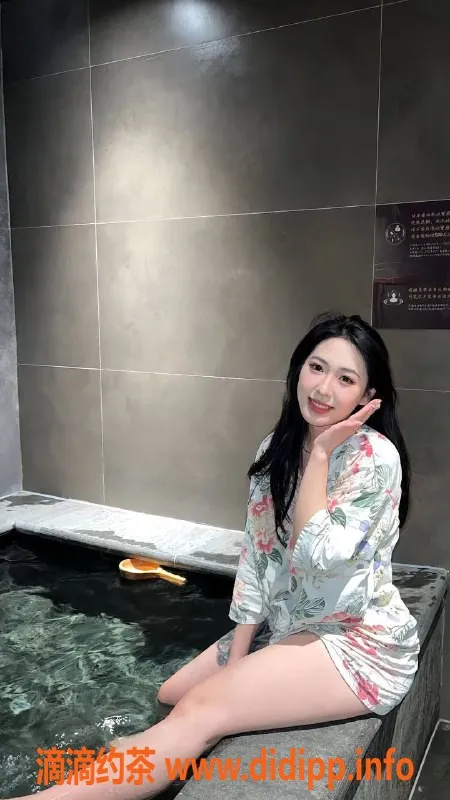 广州楼凤-广州天河晚风，800元起，双向服务等你体验