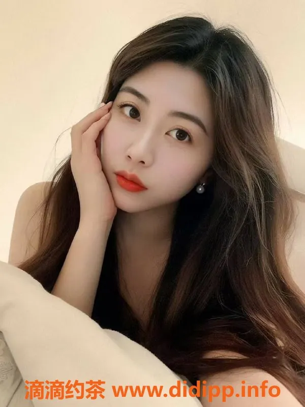 广州楼凤-佛山秋月提供600起蛇吻服务，快来体验！