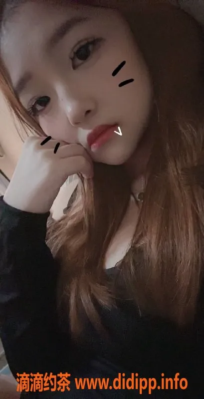 长沙楼凤-雨花区嫩妹三三，600p起，超值体验等你来！