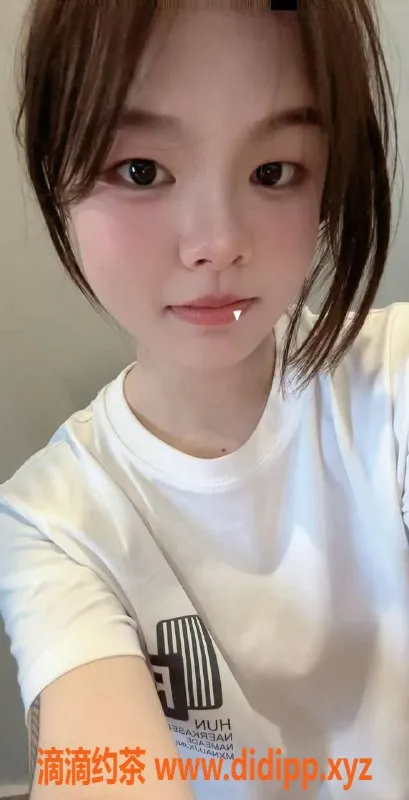 广州楼凤-佛山金沙洲 #小蜜桃 #蛇吻 600元起服务