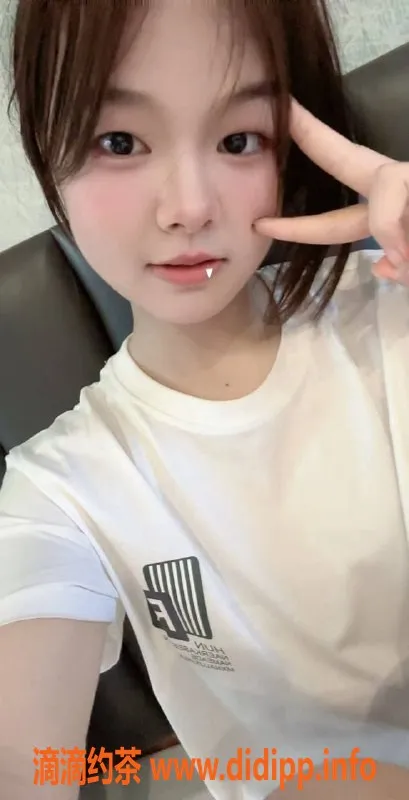 广州楼凤-佛山金沙洲 #小蜜桃 #蛇吻 600元起服务