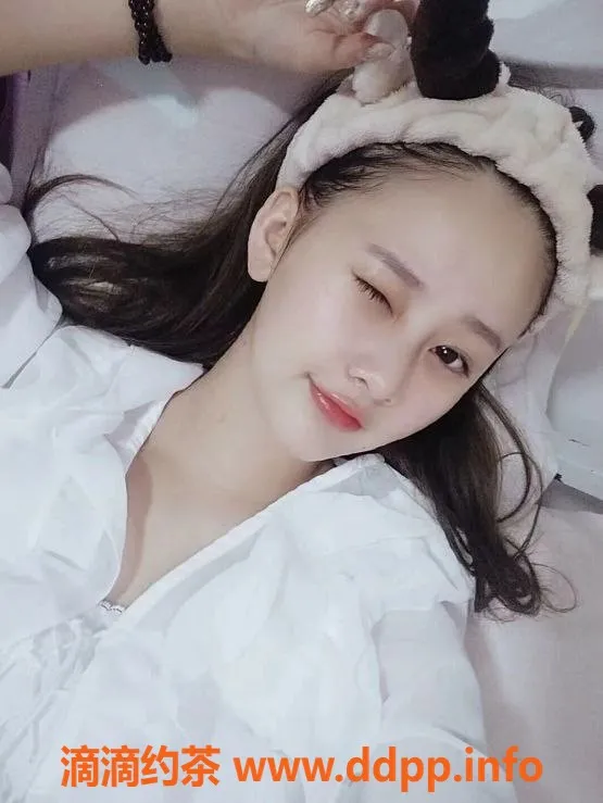 深圳楼凤-龙岗红唇烈焰甜甜，168cm，38D，400元体验