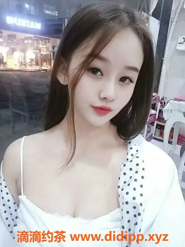 深圳楼凤资源信息,龙岗红唇烈焰甜甜，168cm，38D，400元体验