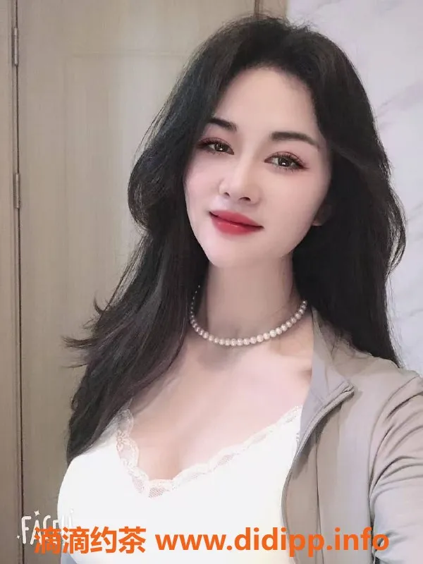 广州楼凤-白云彤彤御姐 700元视频验证服务