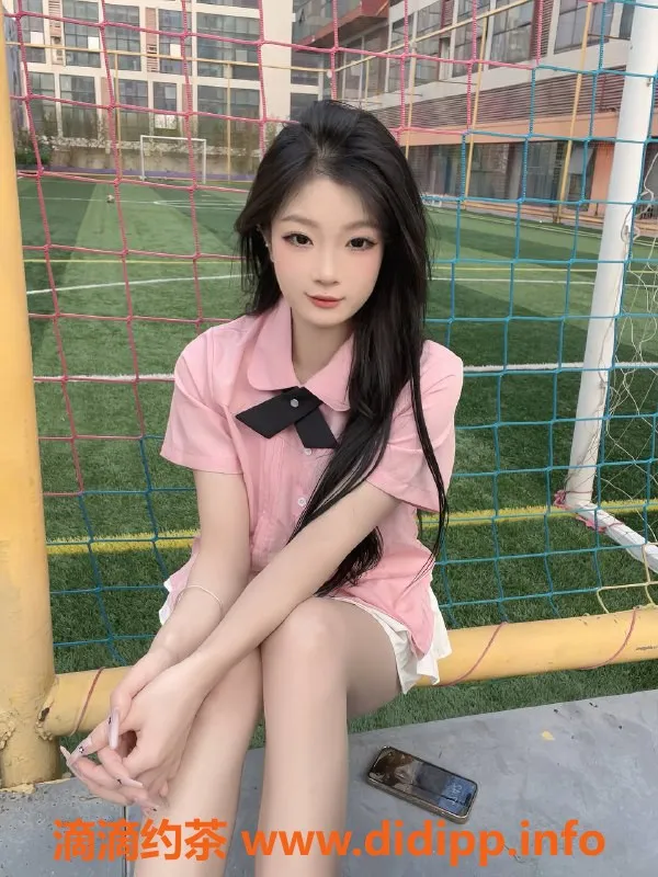 深圳楼凤资源信息,龙华兼职在校生嘉欣，身高167，服务优质